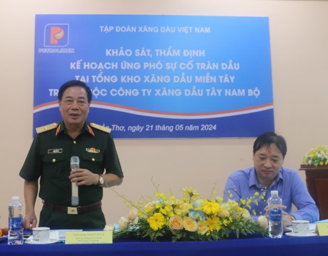 Khảo sát thực tế Kế hoạch Ứng phó sự cố tràn dầu tại Tổng kho Xăng dầu Miền Tây