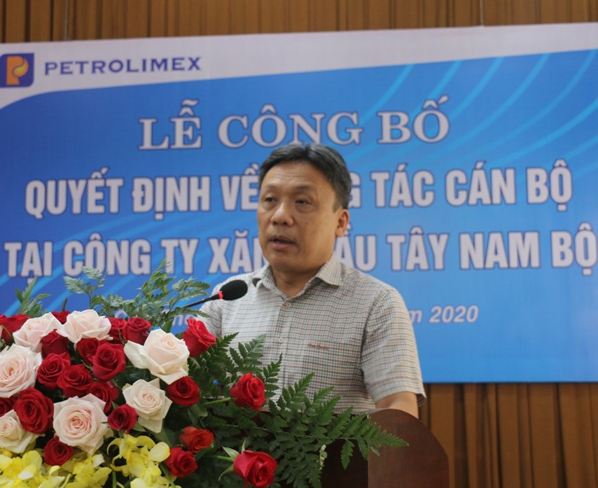 Công bố quyết định về công tác cán bộ