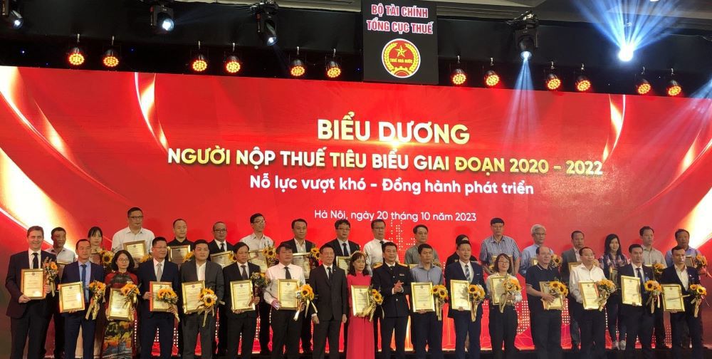 Tổng cục Thuế biểu dương Petrolimex Cần Thơ là đơn vị nộp thuế tiêu biểu giai đoạn 2020-2022