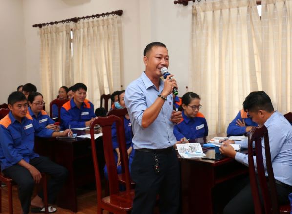 Đào tạo “Văn minh thương mại - Chuẩn hóa 5 bước bán hàng”