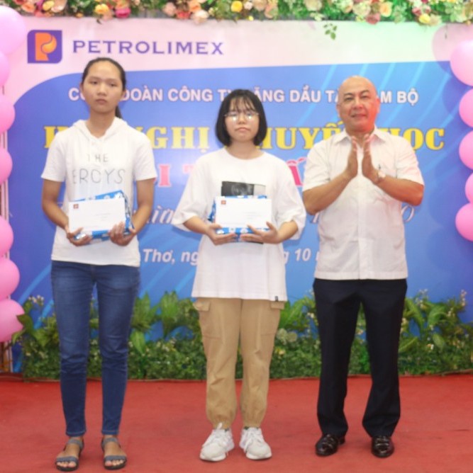 Niềm vui nhân đôi
