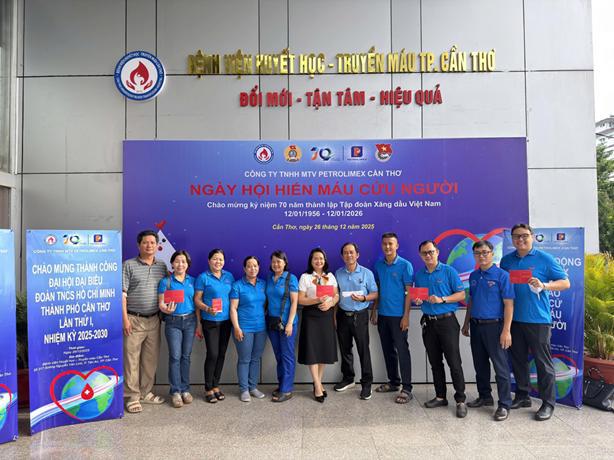 Ngày hội hiến máu “Giọt xăng hồng – Giọt dầu đỏ” Petrolimex Cần Thơ lan tỏa nghĩa cử cao đẹp