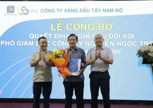 Petrolimex Cần Thơ Công bố quyết định về công tác cán bộ