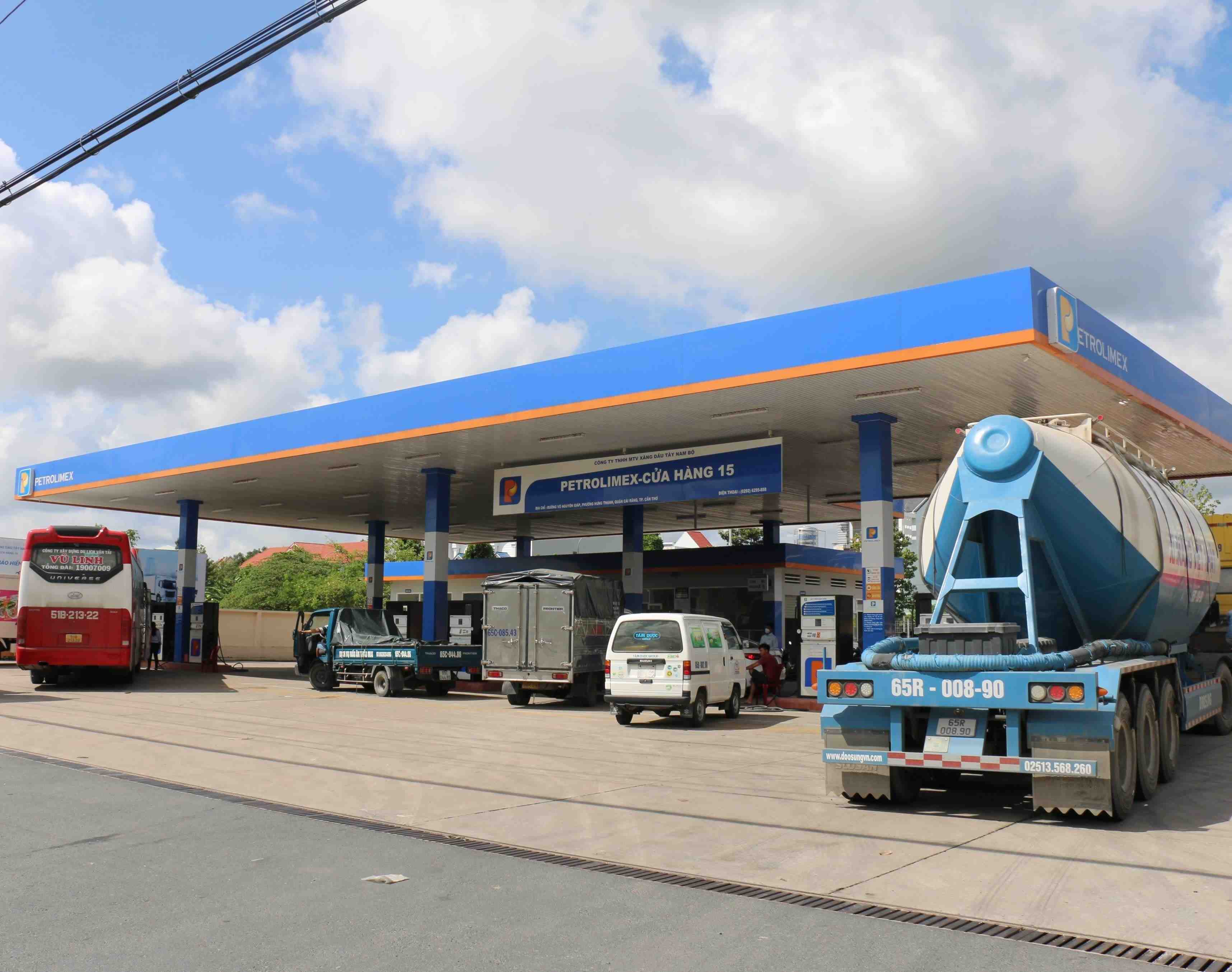 Petrolimex Cần Thơ: Khẳng định vai trò chủ đạo trong nỗ lực đảm bảo nguồn cung xăng dầu