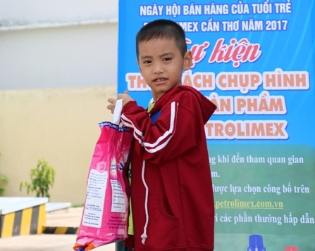 Kết quả “Thử thách chụp hình cùng sản phẩm Petrolimex”