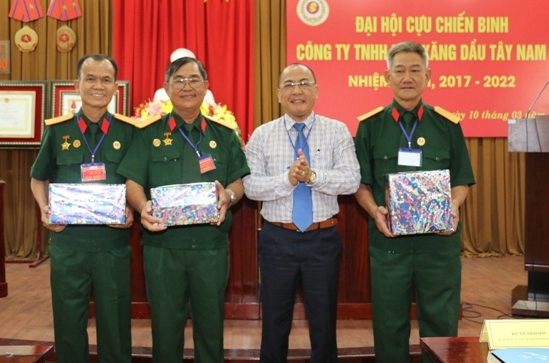 Phát huy phẩm chất “bộ đội Cụ Hồ”