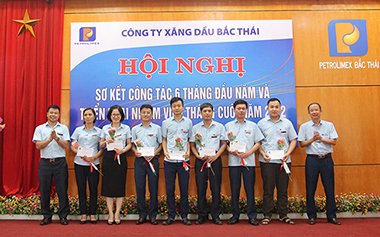 Sản lượng bán lẻ tăng 5% so với cùng kỳ