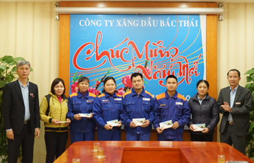 Petrolimex Bắc Thái quà Tết  Kỷ Hợi “Xuân yêu thương”