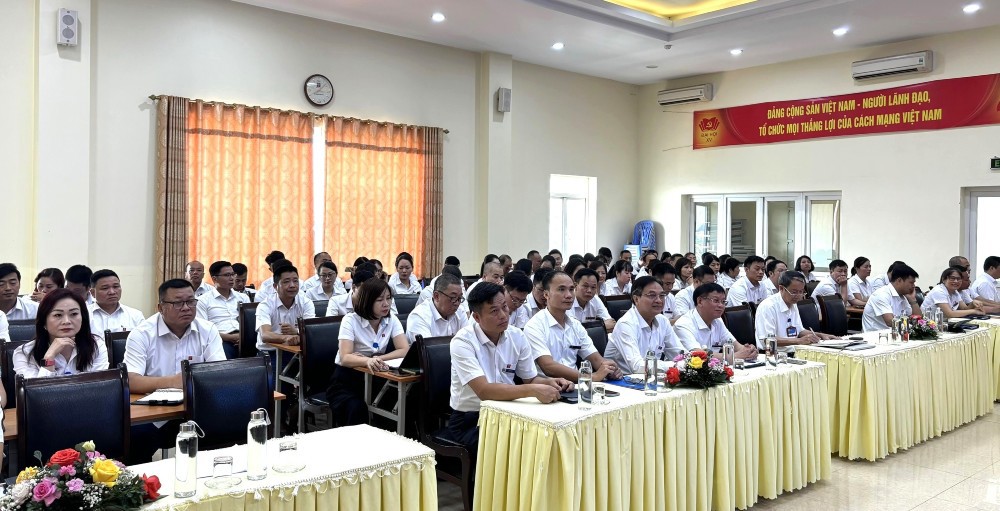 Nộp ngân sách nhà nước tăng 15% so với cùng kỳ