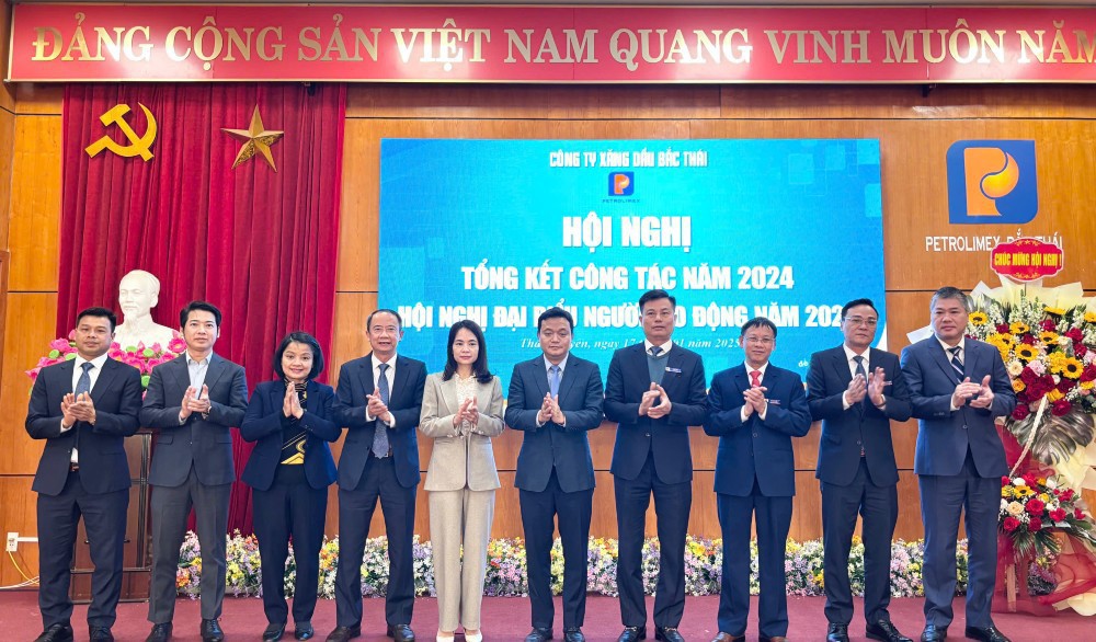 Petrolimex Bắc Thái tổ chức Hội nghị tổng kết 2024 và hội nghị người lao động năm 2025.