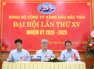 Đại hội của niềm tin và ý chí.