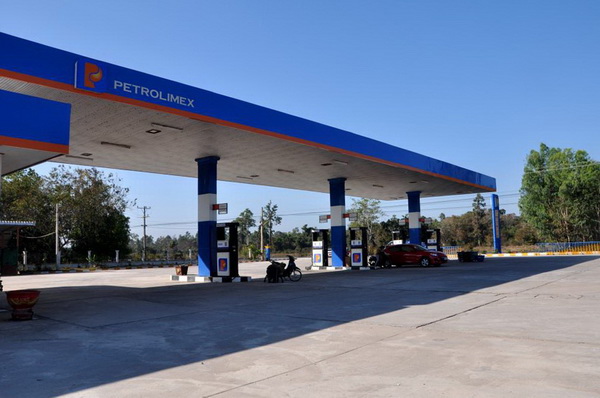 Where  to refuel on the way to Laos?