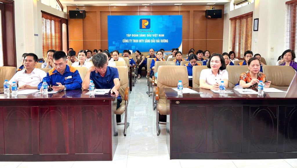 Petrolimex Hải Dương tổ chức đào tạo, bồi dưỡng nâng cao nghiệp vụ cho CBCNV tại cửa hàng  năm 2024
