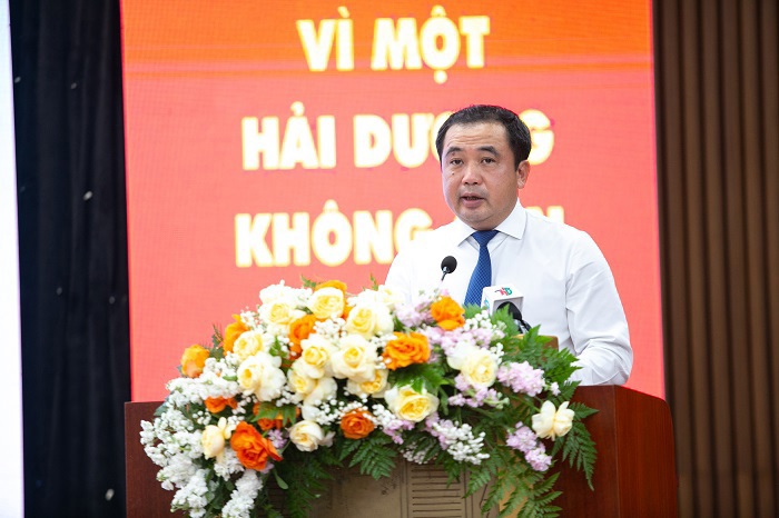 Công ty Xăng dầu Hải Dương nhận Bằng khen của UBND Tỉnh tại Hội nghị Tổng kết chương trình xoá nhà tam, nhà dột nát tỉnh Hải Dương