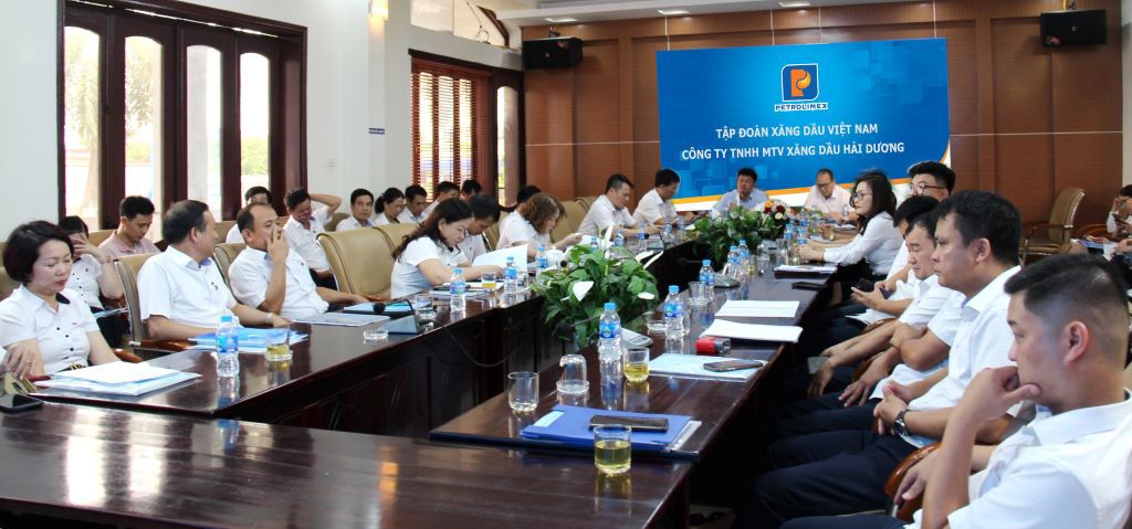 CÔNG TY XĂNG DẦU HẢI DƯƠNG TỔ CHỨC HỘI NGHỊ SƠ KẾT CÔNG TÁC 6 THÁNG ĐẦU NĂM 2024