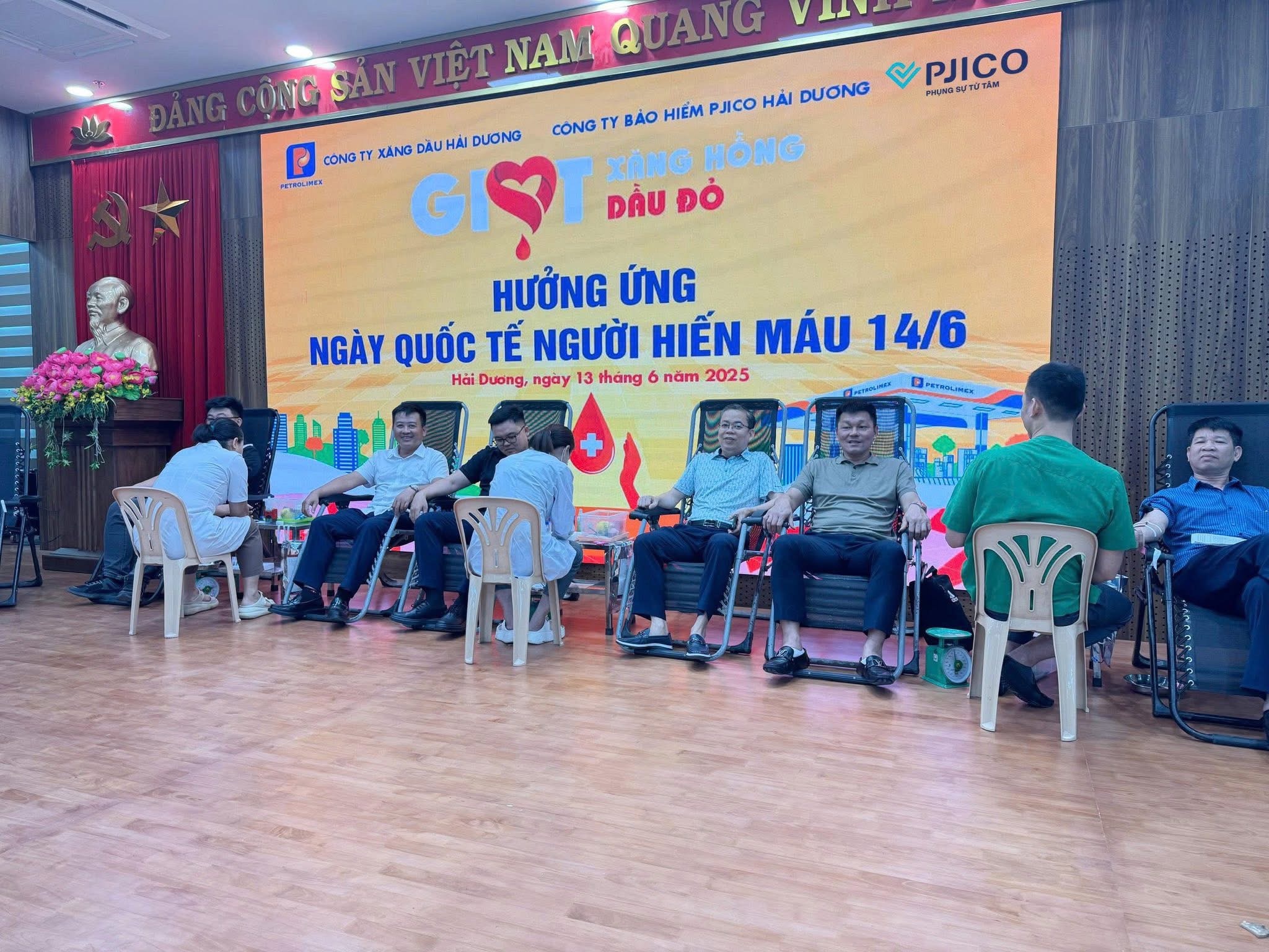 Petrolimex Hải Dương với hoạt động hiến máu tình nguyện  “Giọt xăng hồng – Giọt dầu đỏ”