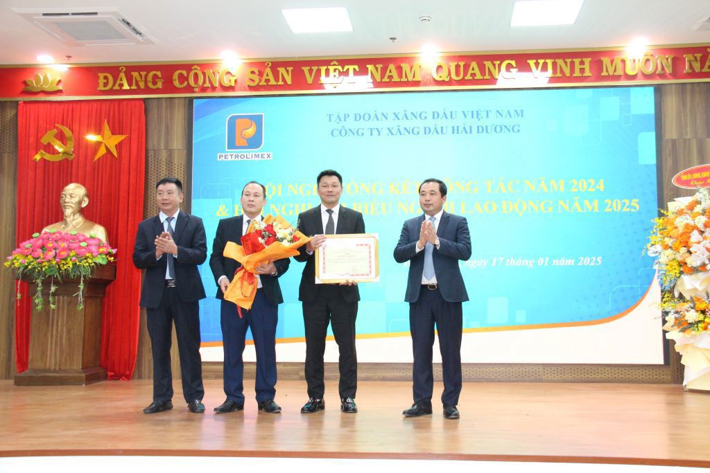 Công ty Xăng dầu Hải Dương tổ chức Hội nghị tổng kết công tác năm 2024 và Hội nghị người lao động năm 2025