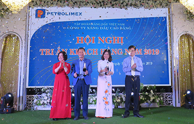 Gắn bó để cùng tiến xa hơn
