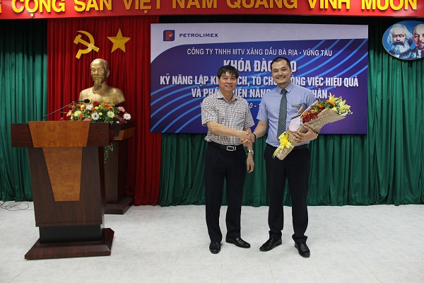 Đào tạo kỹ năng lập kế hoạch, tổ chức công việc hiệu quả và phát triển năng lực bản thân cho nhân viên