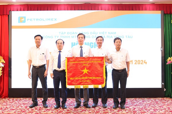 Hội nghị tổng kết năm 2023 và hội nghị người lao động năm 2024