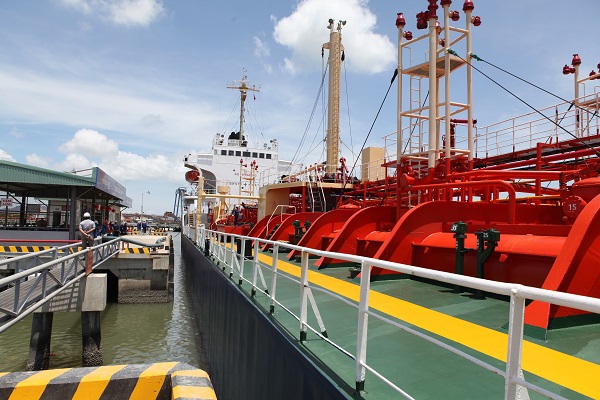 Hoàn thành cải tạo cầu cảng và tổ chức tiếp nhận thành công tàu biển 5000 DWT tại kho cảng K2