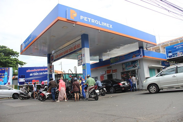"Đất đỏ Miền Đông" hưởng ứng "Ngày Vàng Petrolimex"