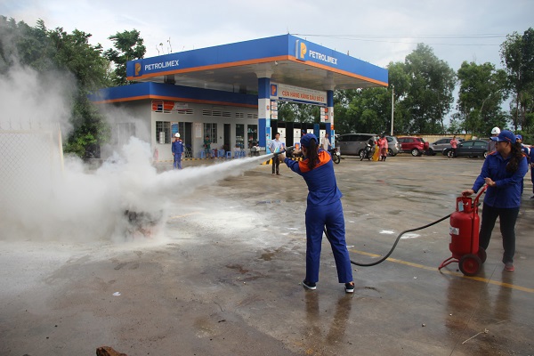 Petrolimex Bà Rịa- Vũng Tàu thực tập chữa cháy năm 2018