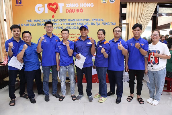 Petrolimex Bà Rịa- Vũng Tàu hưởng ứng phong trào “Giọt xăng hồng - Giọt dầu đỏ " năm 2024