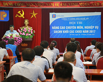 Hội thi sát hạch nghiệp vụ khối Cửa hàng xăng dầu