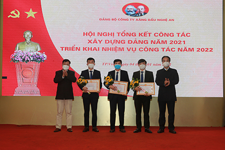 Hội nghị tổng kết công tác xây dựng Đảng năm 2021 triển khai nhiệm vụ công tác năm 2022