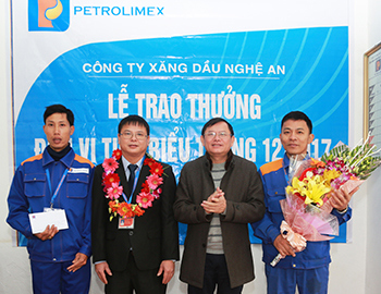 CHXD Công Thành đơn vị tiêu biểu tháng cuối của năm 2017