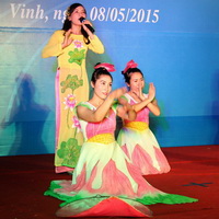 Tin ảnh: Hội thi văn nghệ chào mừng Đại hội Đảng bộ lần thứ XXVII và 125 năm ngày sinh Bác Hồ kính yêu