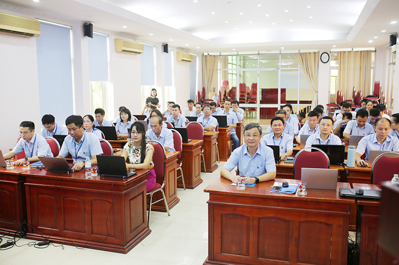 Đào tạo kỹ năng sử dụng và trình bày sơ đồ tư duy cho CBCNV khối Văn phòng