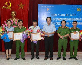 Hội nghị sơ kết 3 năm thực hiện Quy chế phối hợp công tác PCCC giữa Công ty Xăng dầu Nghệ An với Cảnh sát PCCC Tỉnh Nghệ An