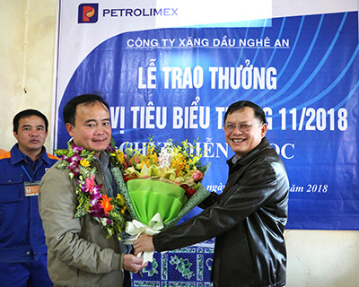 Tôn vinh CHXD Diễn Ngọc tiêu biểu tháng 11.2018