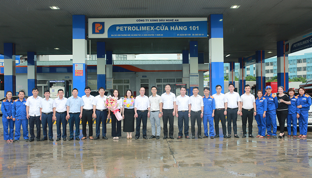 Cửa hàng Xăng dầu Petrolimex - CH 101: Tiếp tục khẳng định vị thế dẫn đầu