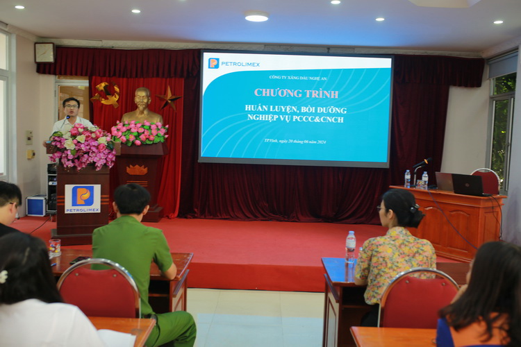 Tập huấn nâng cao nghiệp vụ Phòng cháy chữa cháy và Cứu nạn cứu hộ cho CBCNV