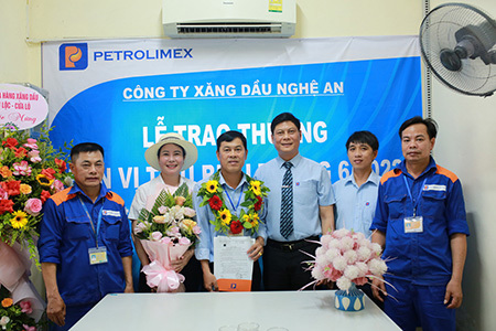 Cửa hàng 21 đạt đơn vị tiêu biểu tháng 6 năm 2022