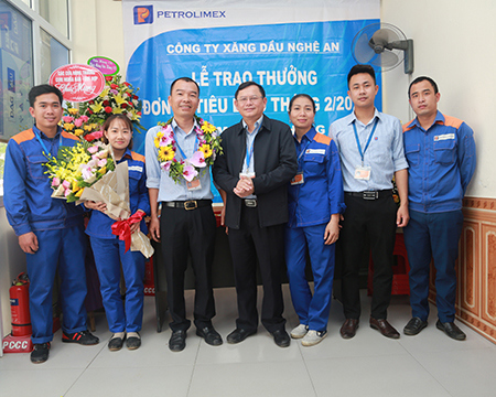 Cửa hàng 175 tiêu biểu tháng 02.2020