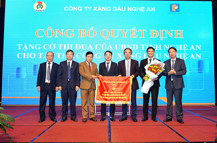Tổ chức Hội nghị đại biểu người lao động năm 2025 và tổng kết công tác năm 2024