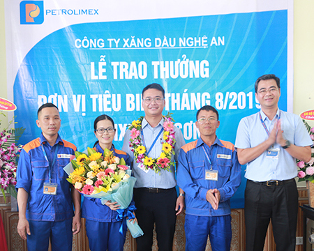 CHXD Lạc Sơn tiêu biểu tháng 8.2019