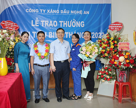 Tôn vinh Đơn vị Tiêu biểu trên quê hương Chủ tịch Hồ Chí Minh