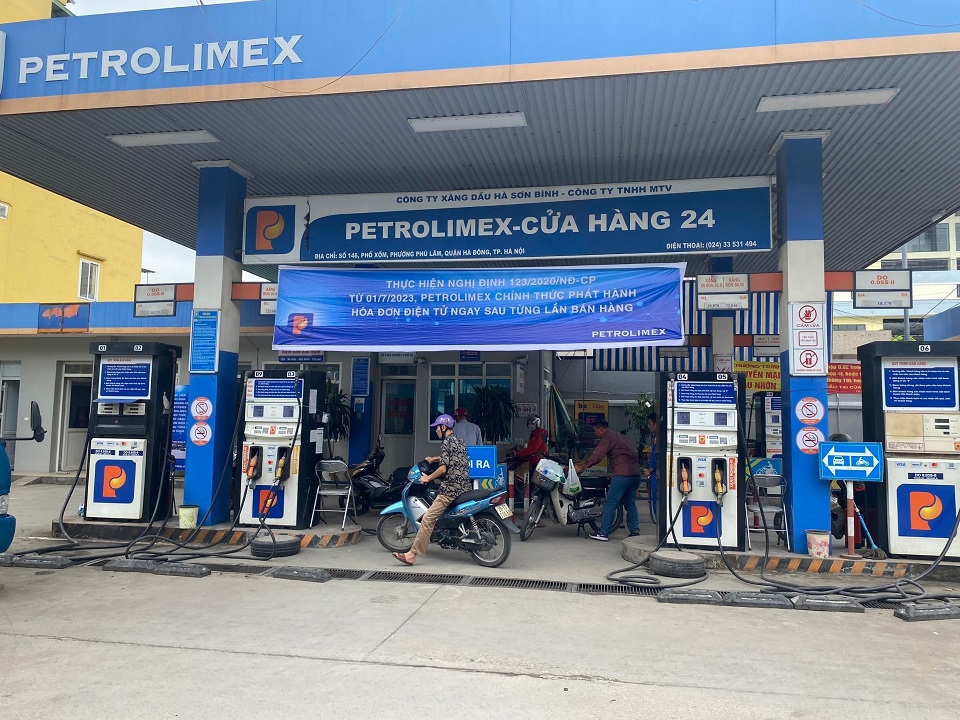 Petrolimex Hà Sơn Bình sẵn sàng phát hành HĐĐT ngay sau từng lần bán hàng từ 01/7/2023