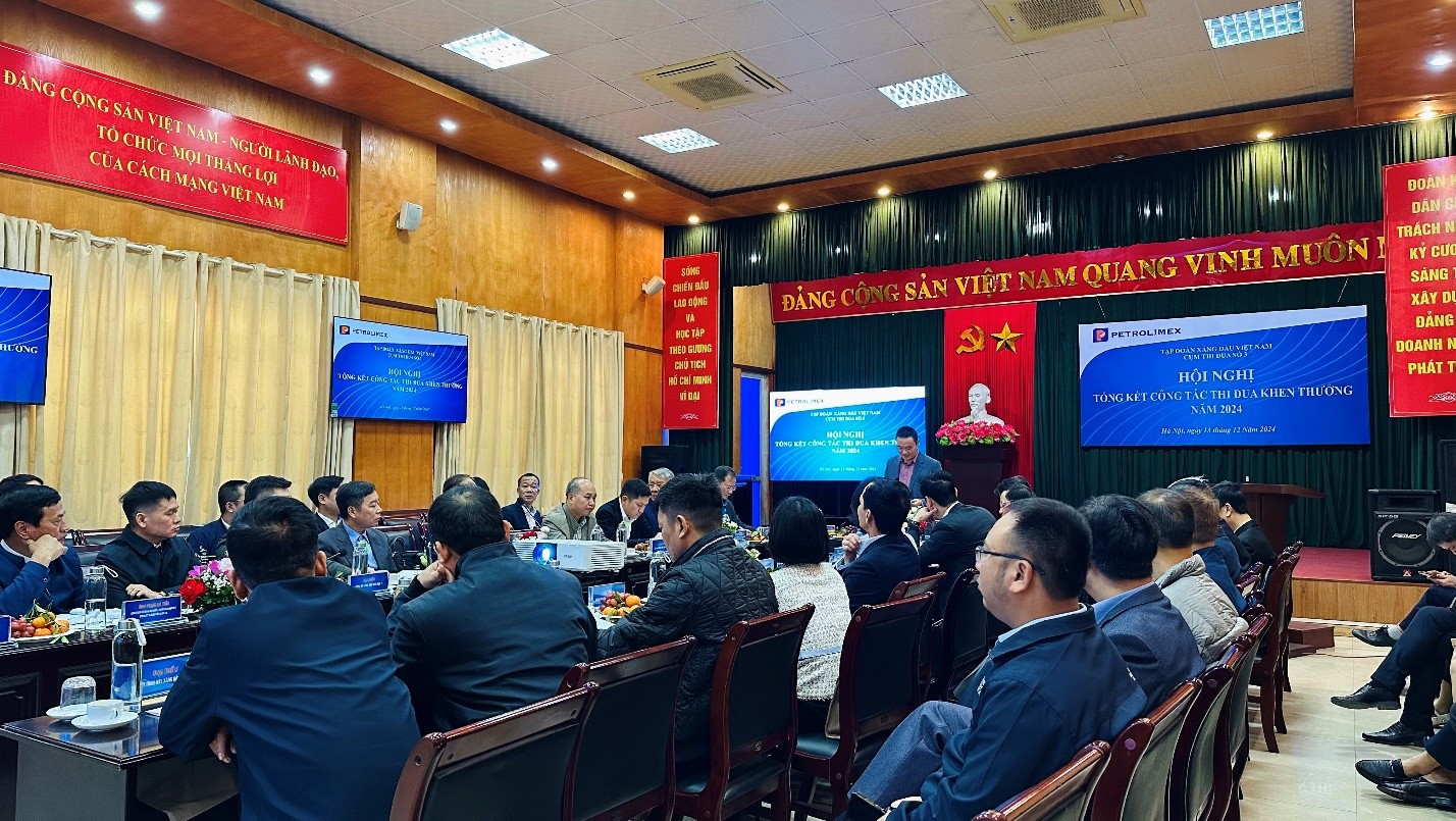 Hội nghị tổng kết công tác khen thưởng năm 2024  của Cụm thi đua số 3 thuộc Tập đoàn Xăng dầu Việt Nam