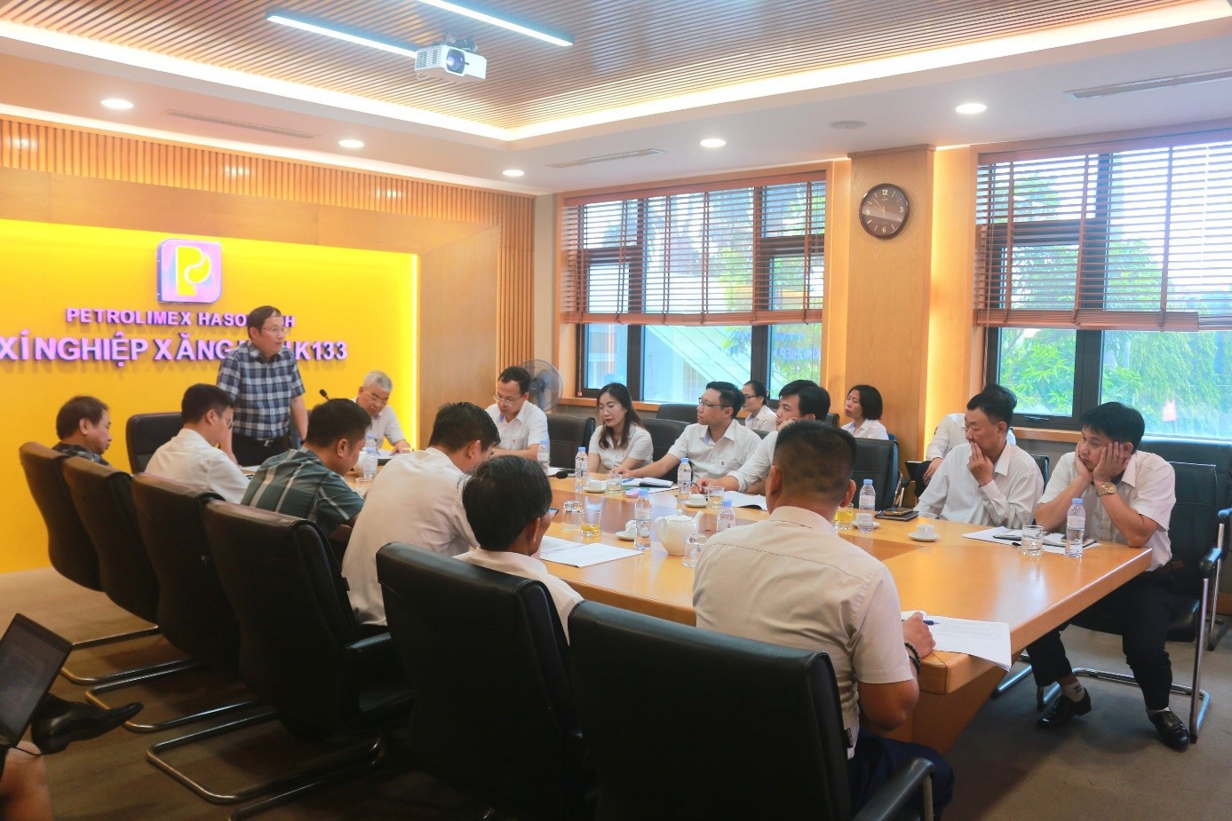 Xí nghiệp Xăng dầu K133 Tổ chức Hội nghị Sơ kết hoạt động 6 tháng đầu năm, quyết tâm hoàn thành kế hoạch năm 2025