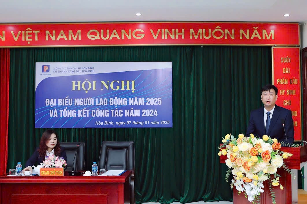 Chi nhánh Xăng dầu Hoà Bình tổ chức Hội nghị đại biểu Người lao động  năm 2025 và tổng kết công tác năm 2024