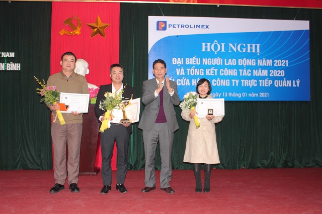 Anh Vui – Cửa hàng trưởng, Bí thư Chi đoàn xuất sắc