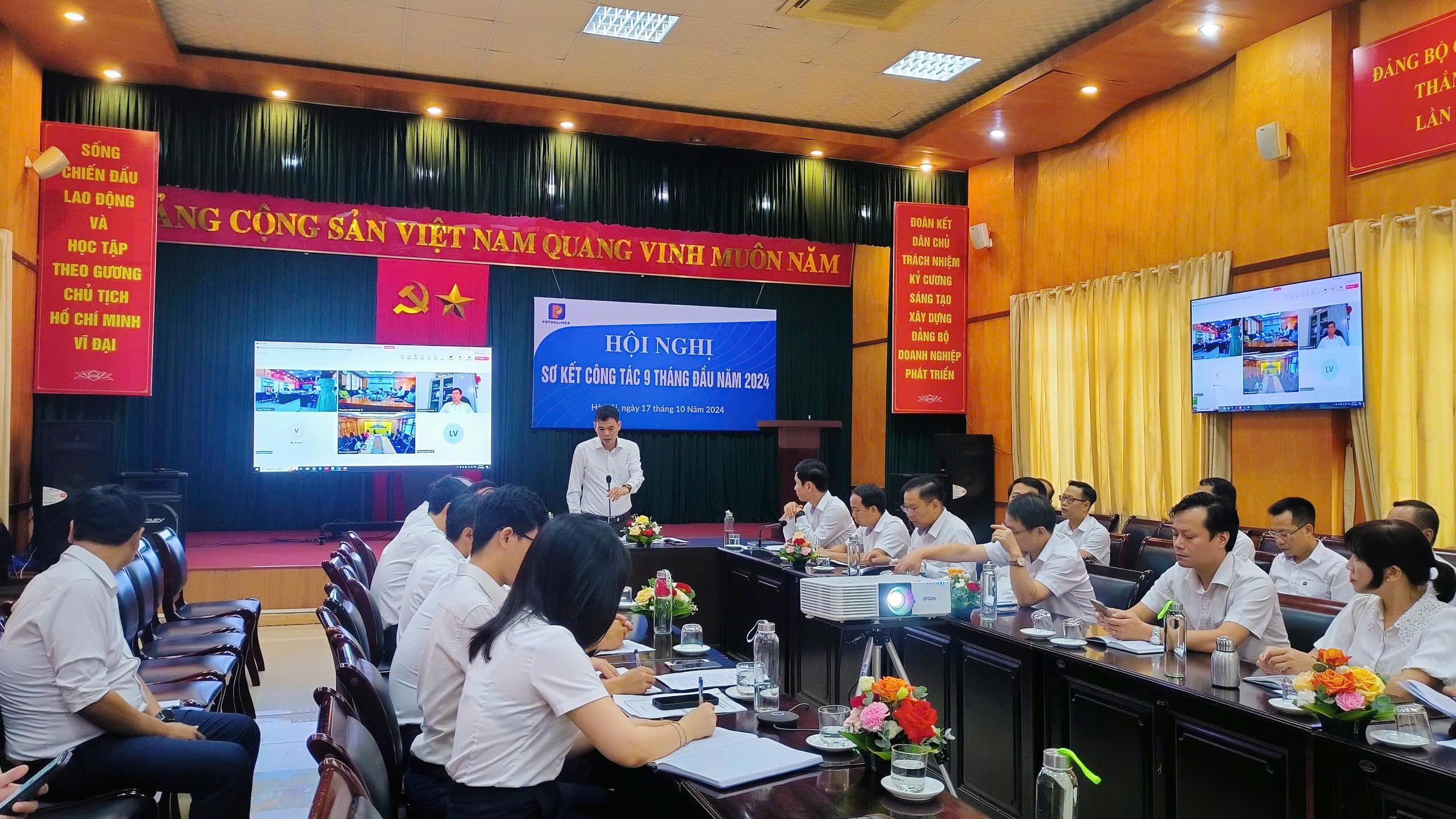 Petrolimex Hà Sơn Bình tổ chức  Hội nghị sơ kết công tác 9 tháng đầu năm 2024