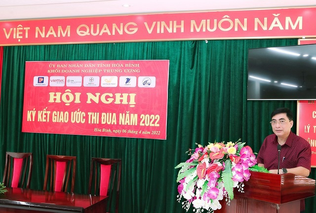 Triển khai, ký kết giao ước thi đua các đơn vị khối Doanh nghiệpTrung ương tỉnh Hòa Bình