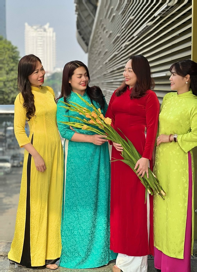 CĐBP Văn phòng trao giải tuần lễ áo dài